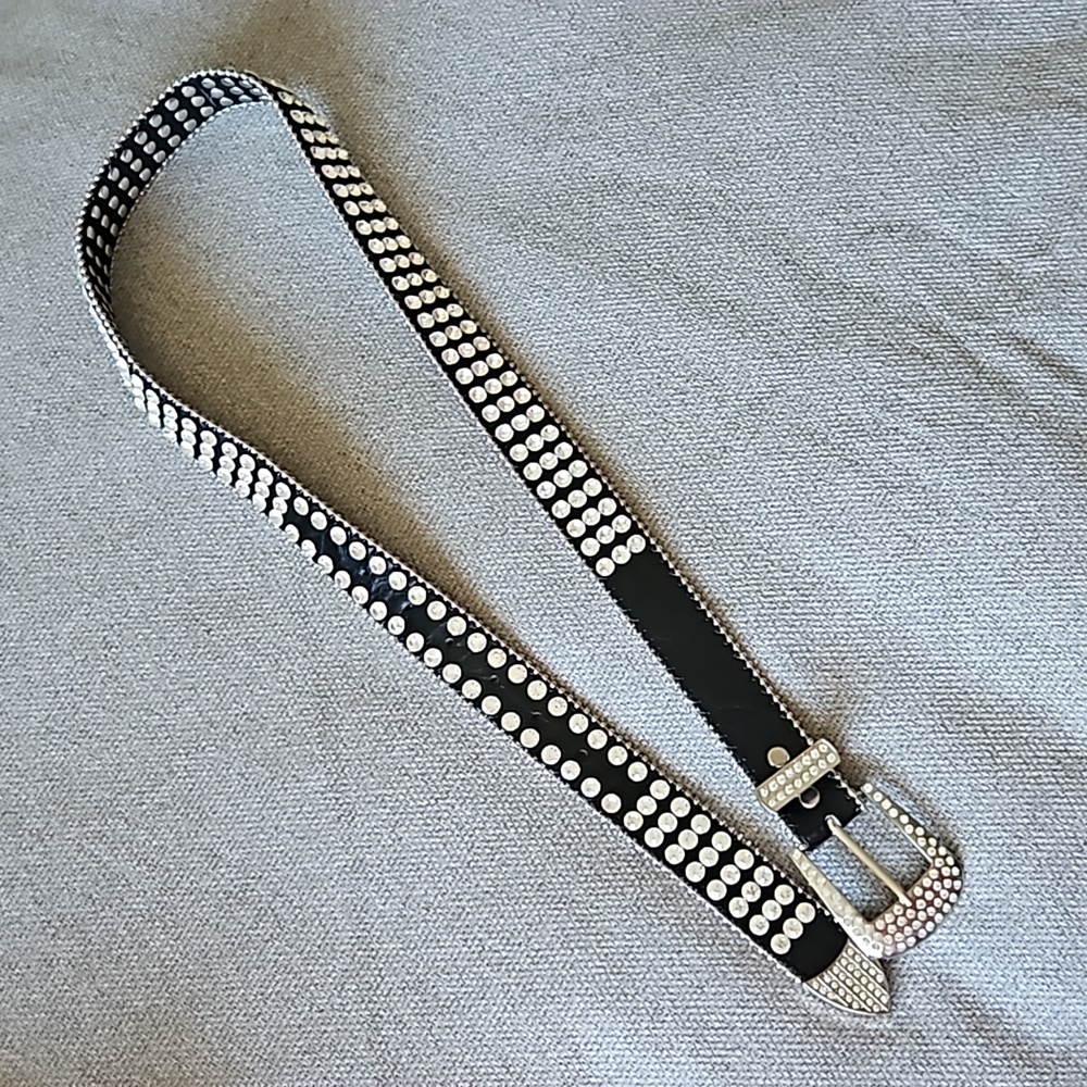 Vintage Rhinestone Leather Belt Large Rivetted - Picture 11 of 11
